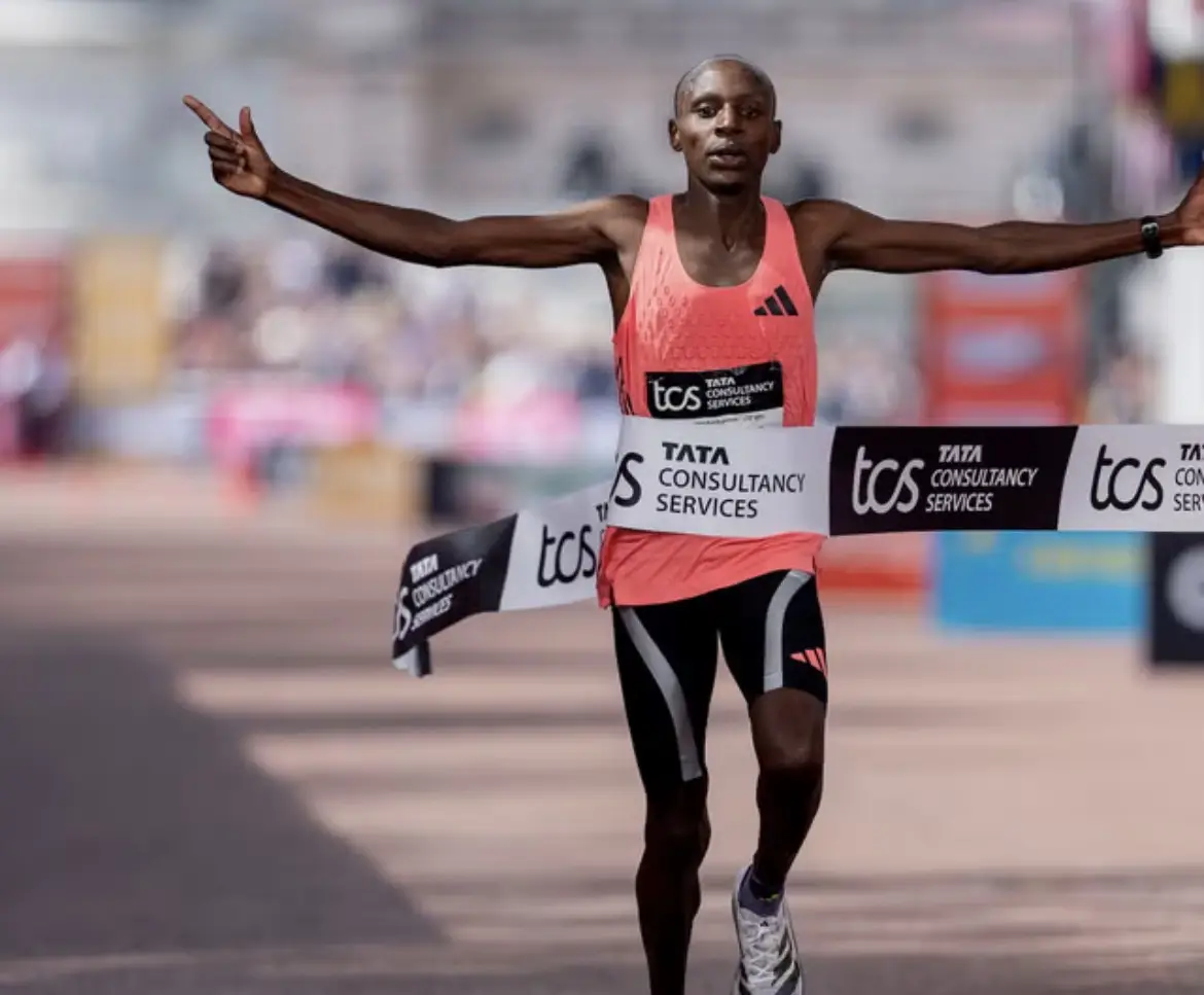 Sabastian Sawe Bate o Recorde do Mundo da Maratona em Londres